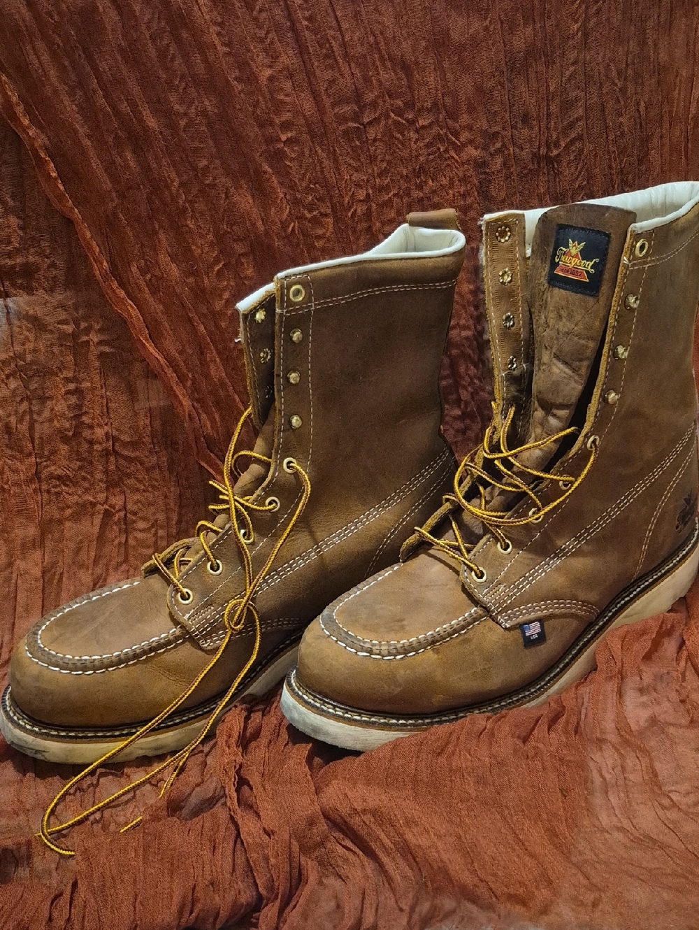 Men's Thorogood Lace Up Boots